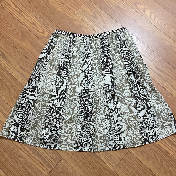 Charter club women’s 💯cotton smocked flowy skirt brown beige tan abstract 13 - Picture 10 of 10
